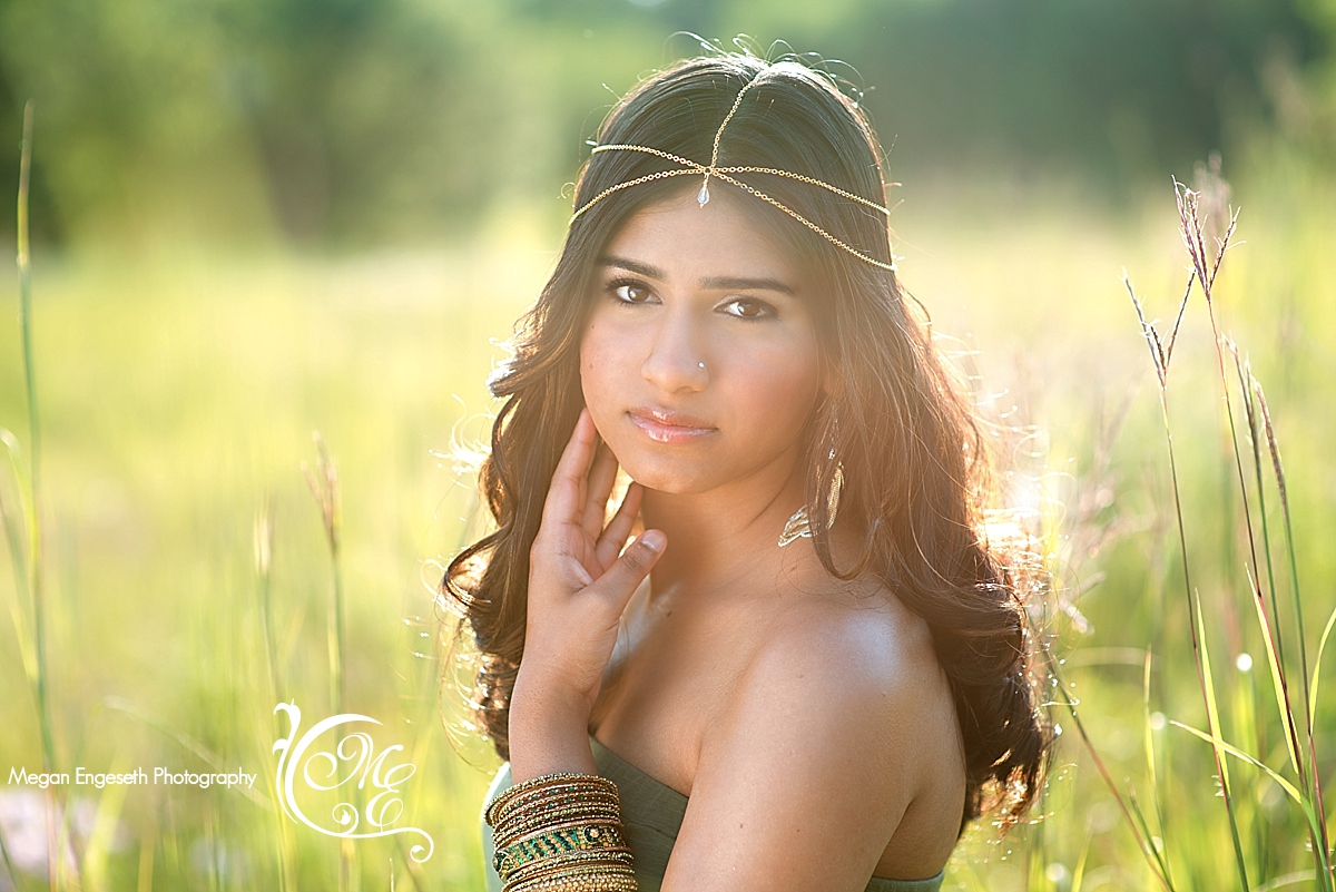 Pretty-Indian-girl-senior-picture