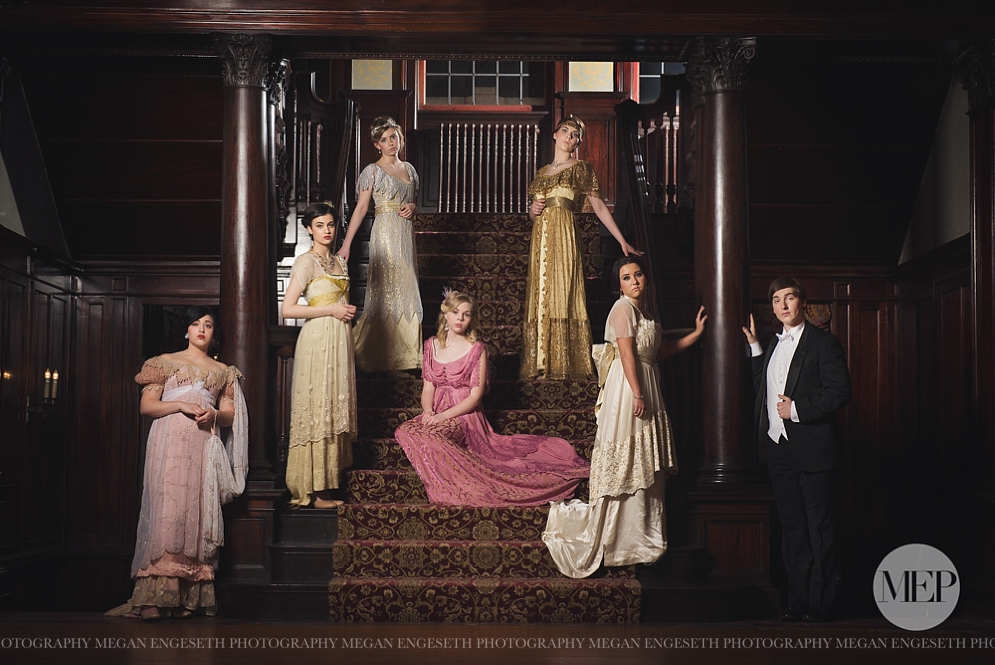 Downton-Abbey-inspired-senior-portrait.