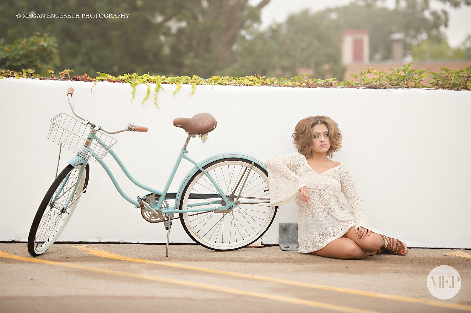 Vintage Bike senior pictures St. Paul MN Photographer2