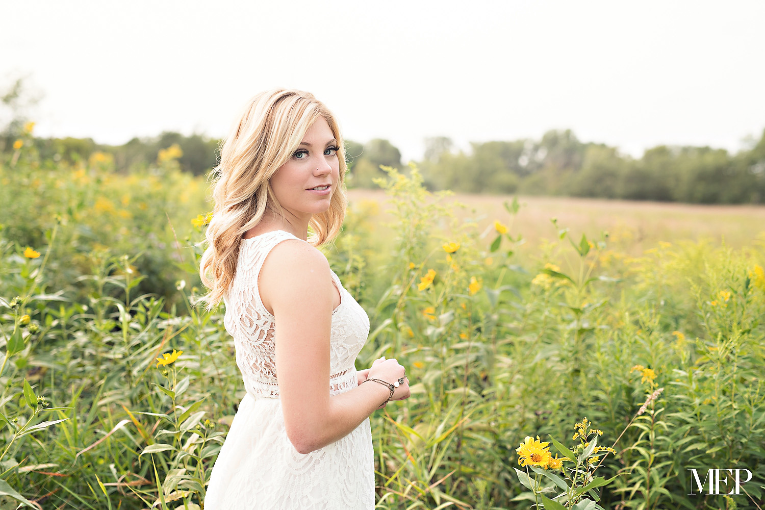 Guitar-Bohemian-Style-White-dress-field-Senior-portrait-Photographer-Minnesota