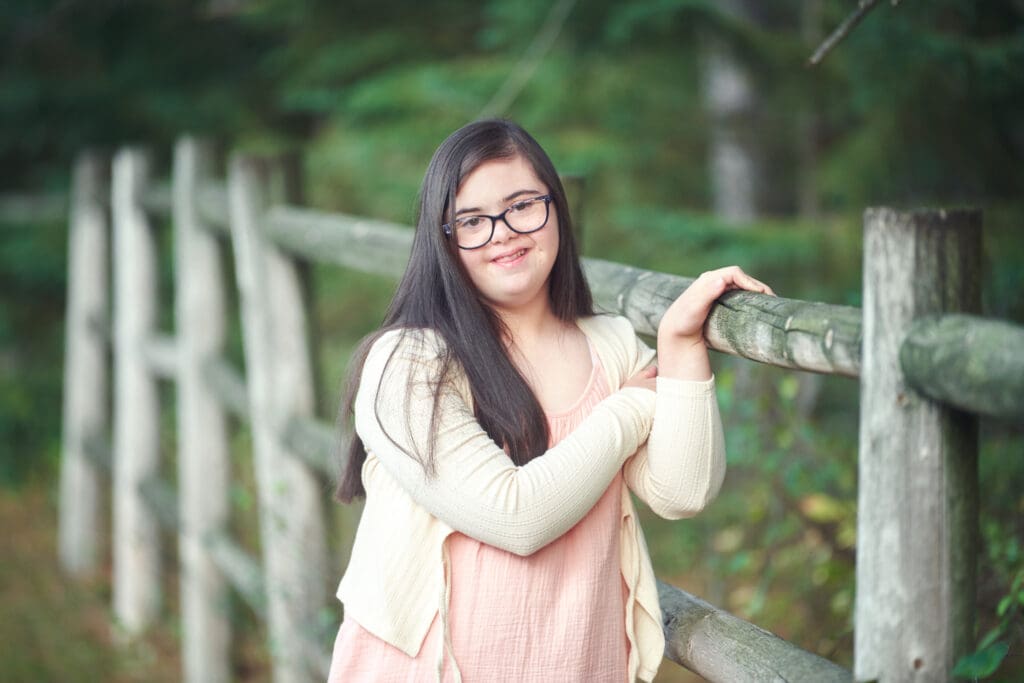 layered sweater set for cold weather pictures in minnesota with photographer Megan Engeseth