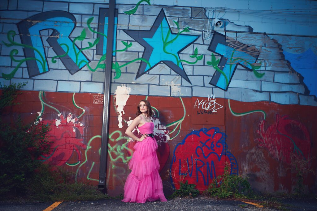 Elegant Senior Picture Photographer in Urban Graffiti Location 07