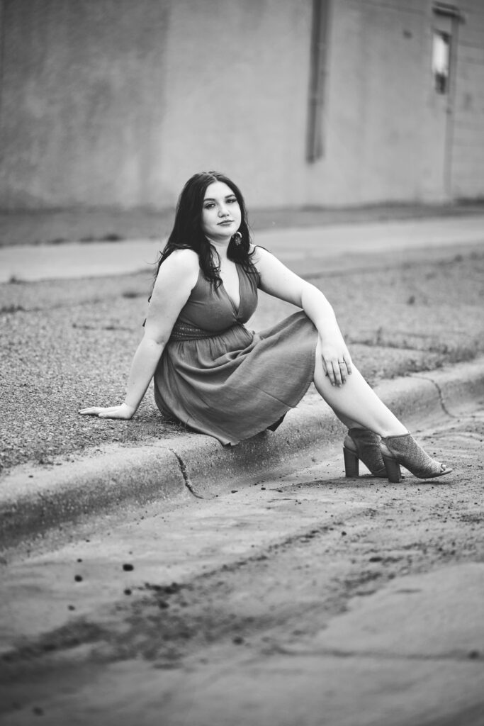 Professional Senior Picture Photographer Highlighting High School Senior Portraits